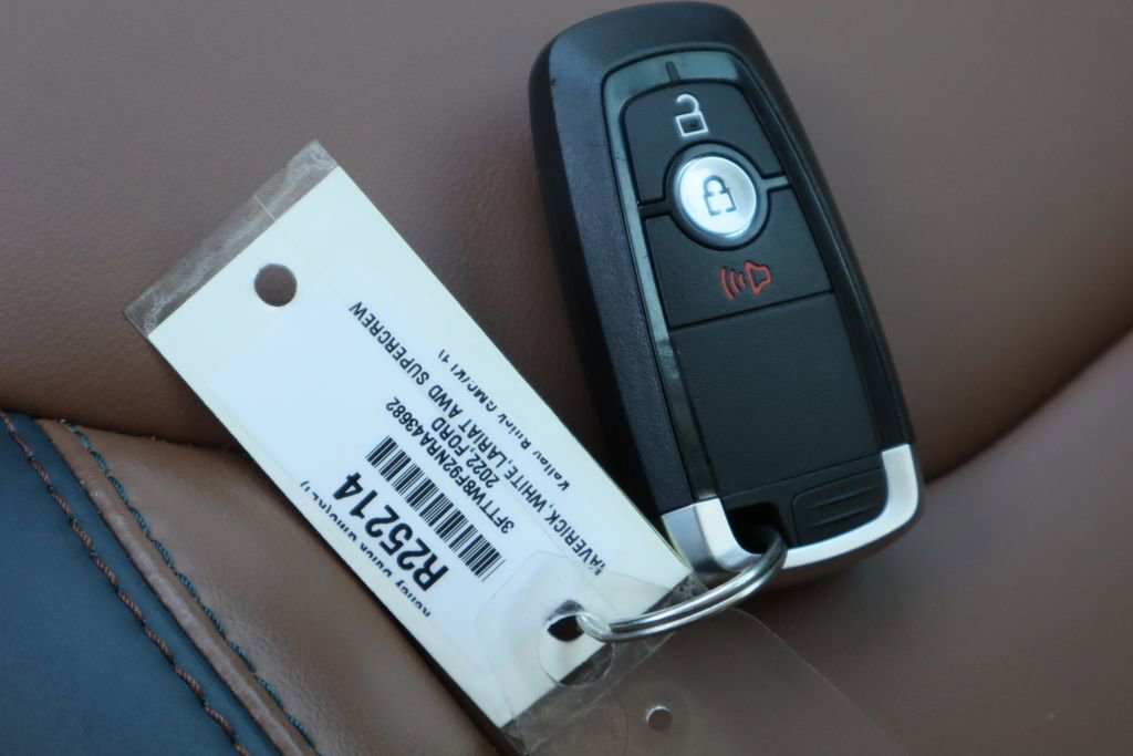 Used 2022 Ford Maverick Lariat w/ Equipment Group 500A Standard image 28