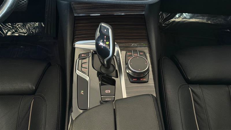 Used 2018 BMW 540i xDrive AWD/4WD image 26