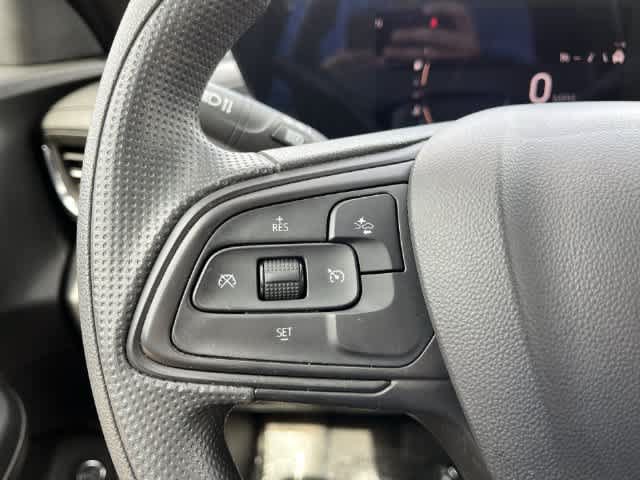 Used 2024 Buick Envista Preferred w/ Convenience II Package FWD image 19