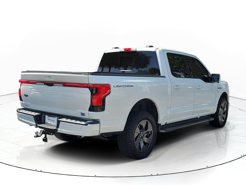 Used 2023 Ford F150 Lightning Lariat AWD/4WD image 6