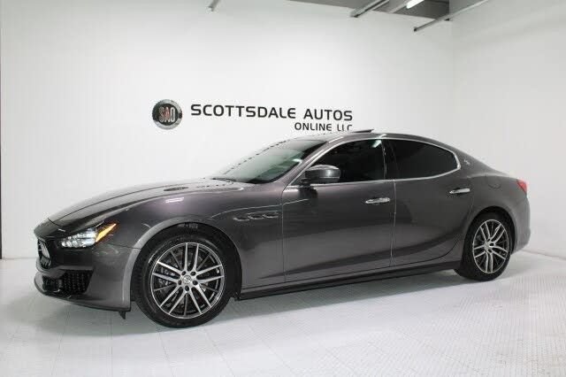 Used 2021 Maserati Ghibli S Q4 AWD/4WD image 2