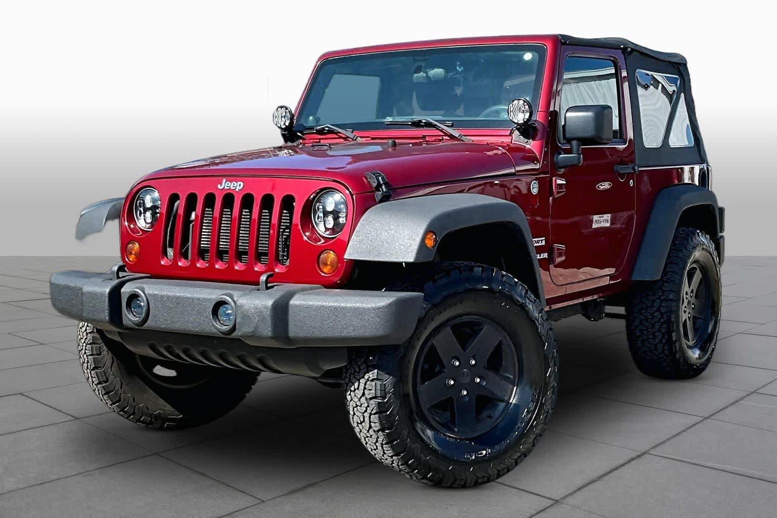 Used 2013 Jeep Wrangler Sport w/ Connectivity Group AWD/4WD image 35