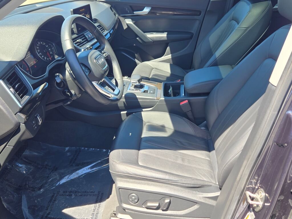 Used 2020 Audi Q5 2.0T Premium w/ Convenience Package AWD/4WD image 21