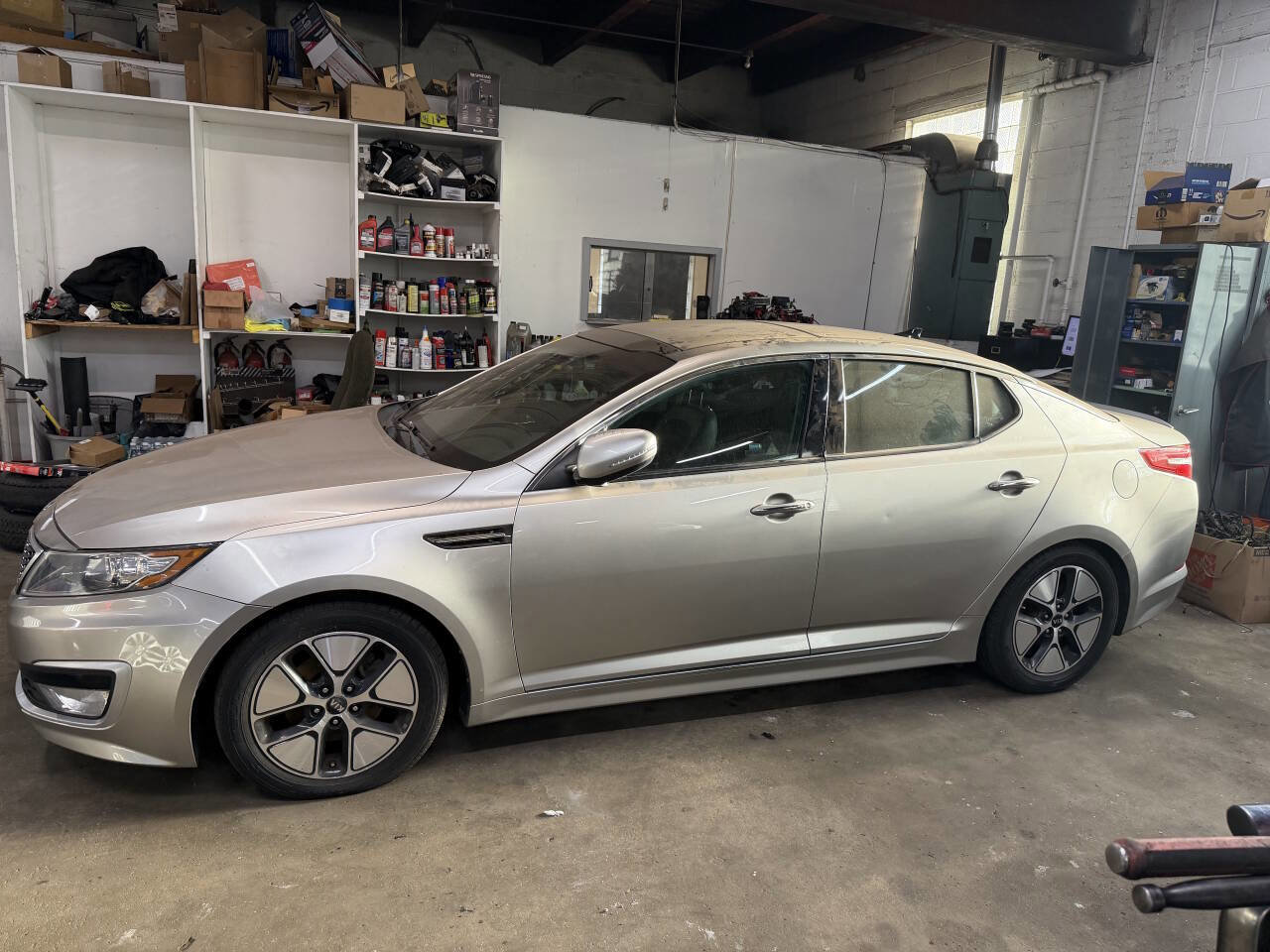 Used 2011 Kia Optima EX w/ Hybrid Premium Technology Pkg FWD image 4