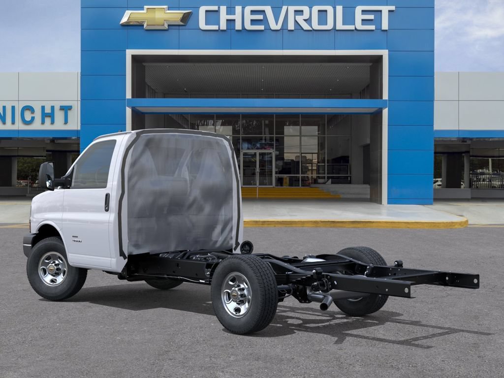 New 2026 Chevrolet Express 3500 w/ Power Convenience Package RWD image 3