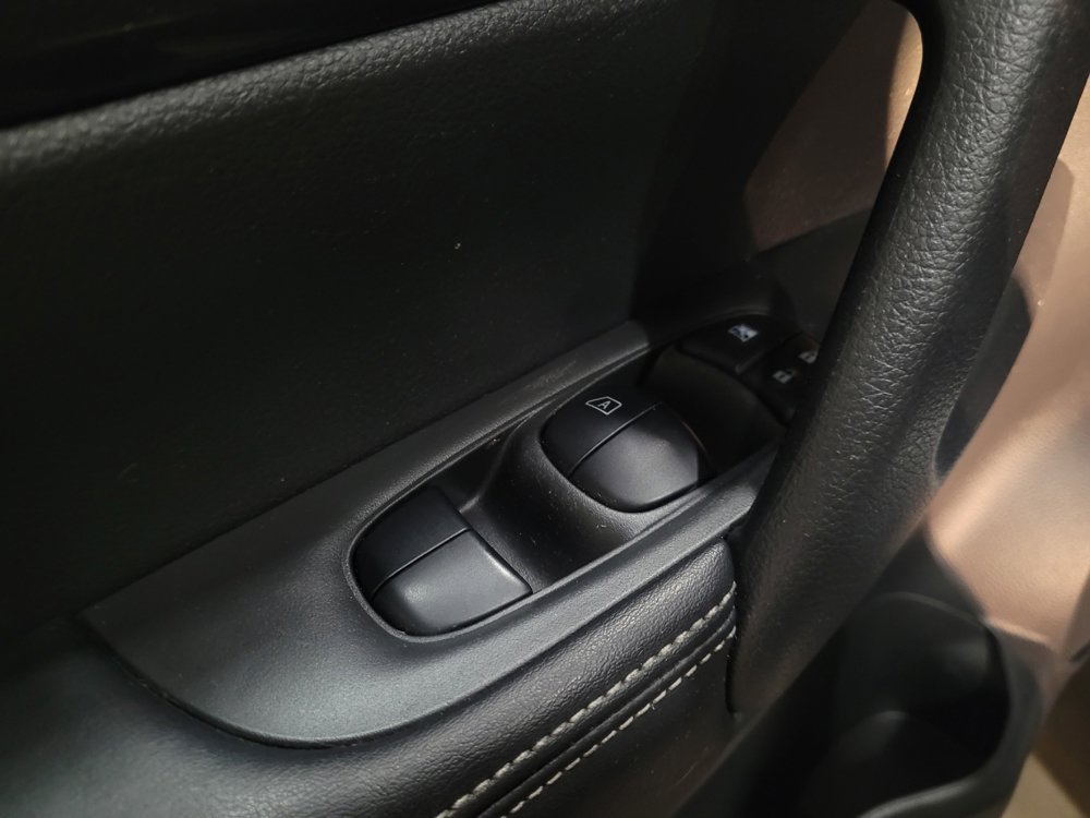 Used 2020 Nissan Rogue SV AWD/4WD image 27