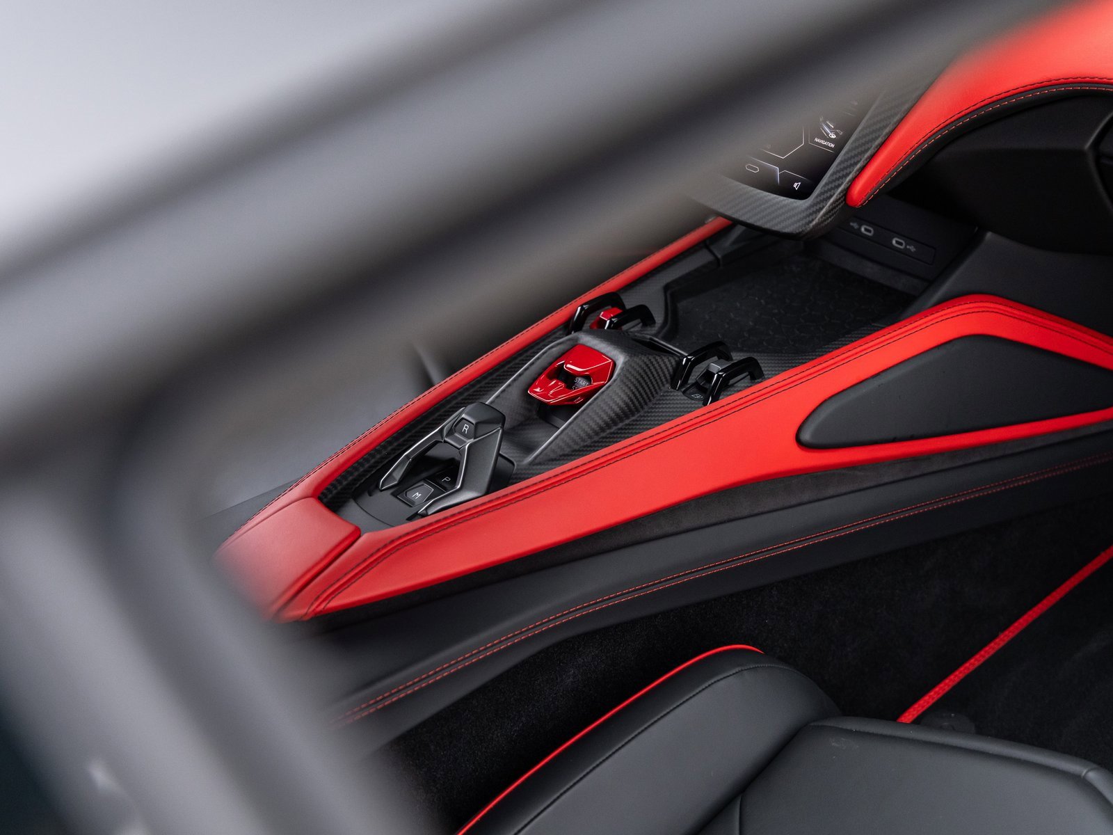 Used 2024 Lamborghini Revuelto image 40