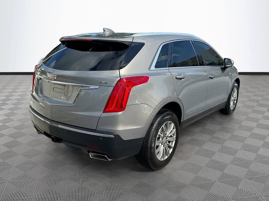 Used 2018 Cadillac XT5 Luxury w/ Driver Awareness Package image 8