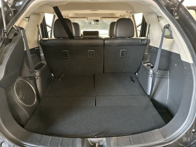 Used 2014 Mitsubishi Outlander GT AWD/4WD image 27