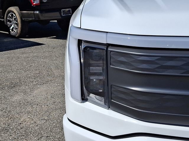 Used 2024 Ford F150 Lightning Lariat AWD/4WD image 28