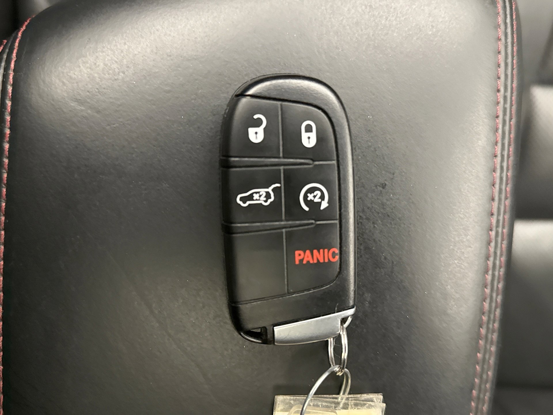 Used 2023 Dodge Durango GT image 10