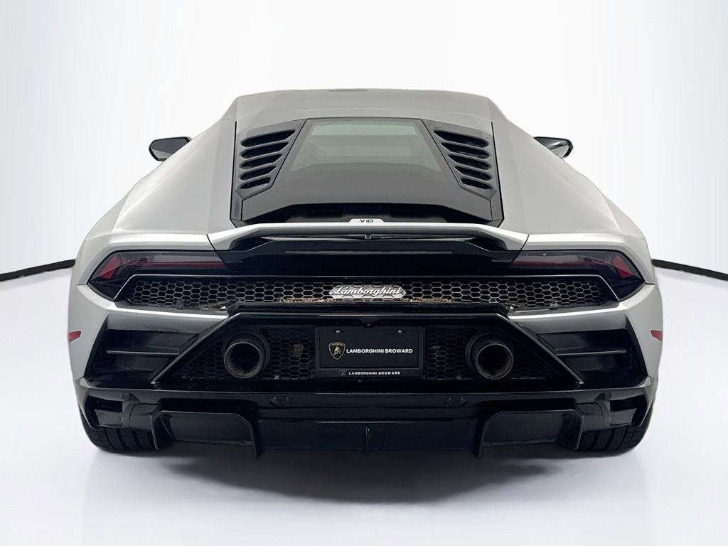 Used 2020 Lamborghini Huracan EVO image 6