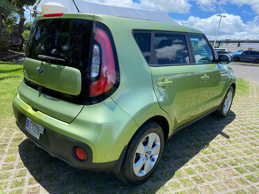 Used 2017 Kia Soul w/ Convenience Package FWD image 7