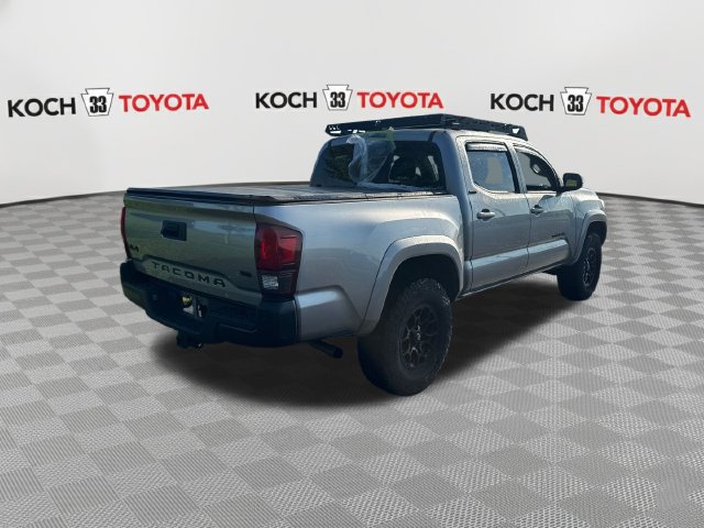 Used 2020 Toyota Tacoma SR5 AWD/4WD image 8