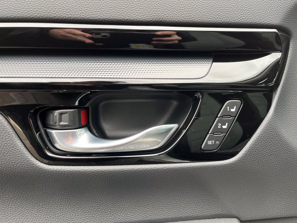 Certified 2026 Honda CR-V Sport Touring image 12