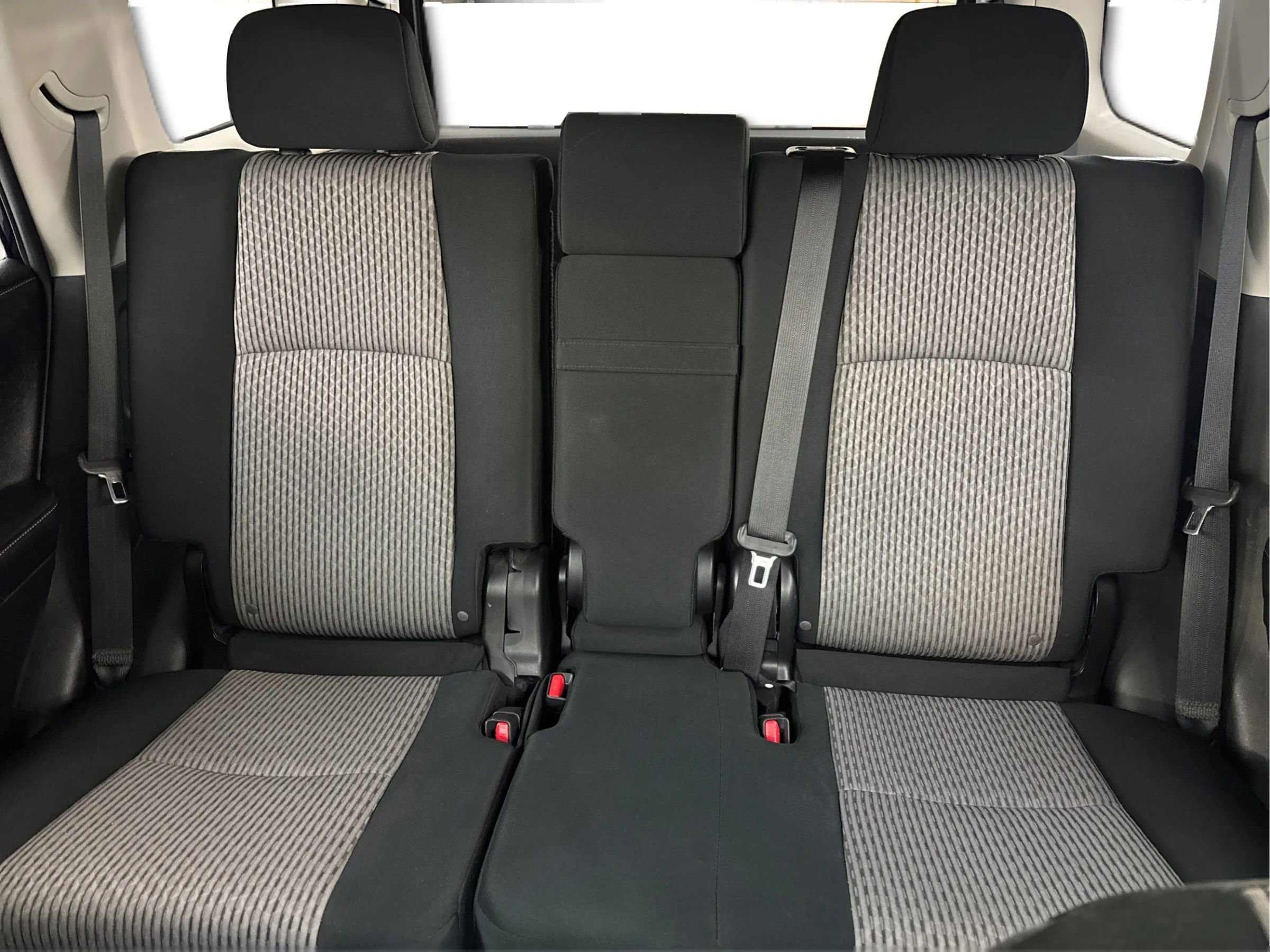 Used 2016 Toyota 4Runner SR5 AWD/4WD image 45