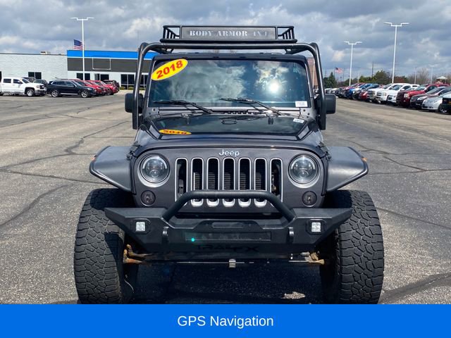 Used 2018 Jeep Wrangler Unlimited Sahara AWD/4WD image 2