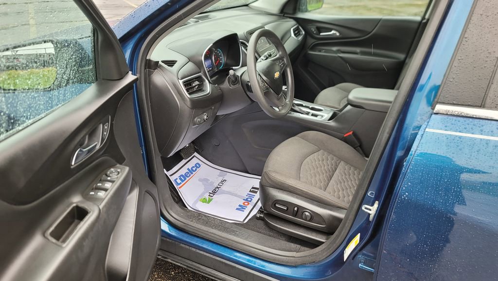 Used 2021 Chevrolet Equinox LT image 18