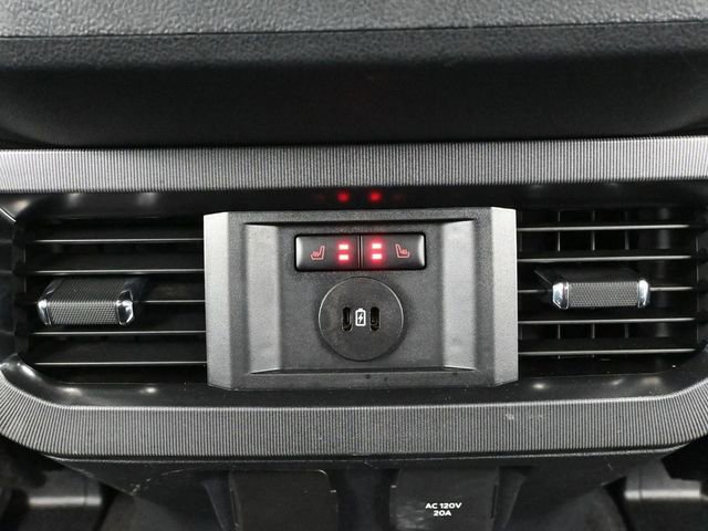 Used 2024 Ford F350 Platinum image 39