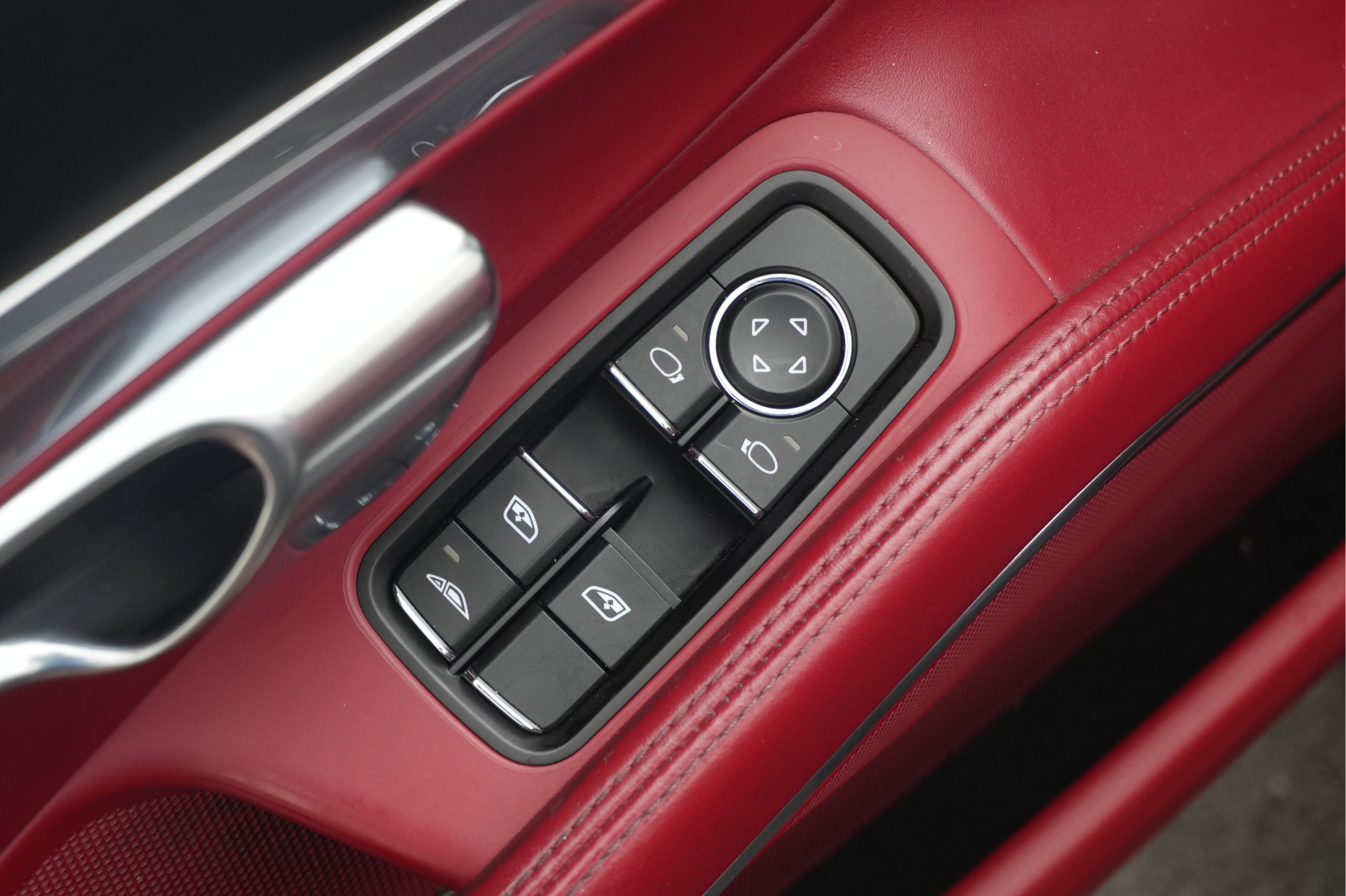 Used 2017 Porsche 911 Carrera RWD image 17
