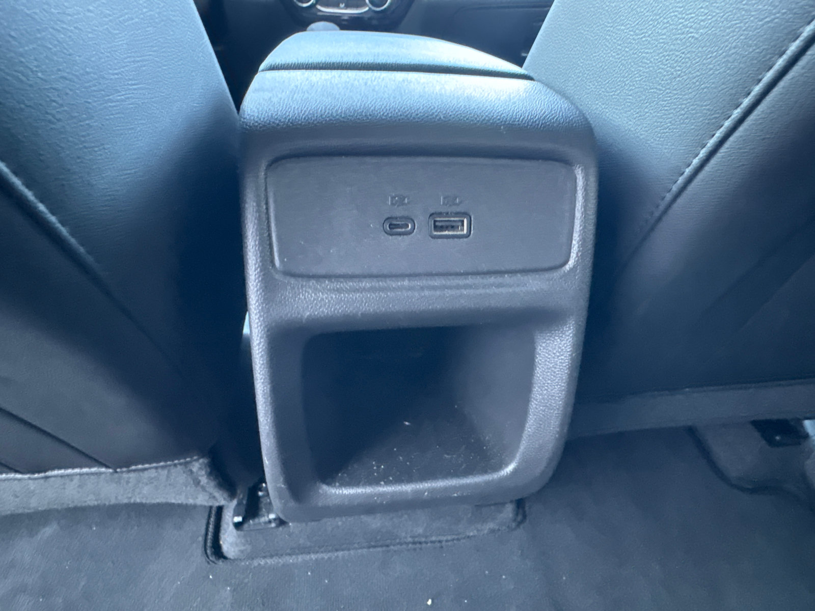 Used 2025 Chevrolet Trax LT FWD image 23
