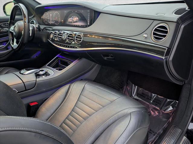 Used 2020 Mercedes-Benz S 560 Sedan image 21