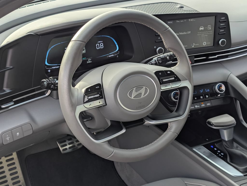 Certified 2025 Hyundai Elantra Sport FWD image 16