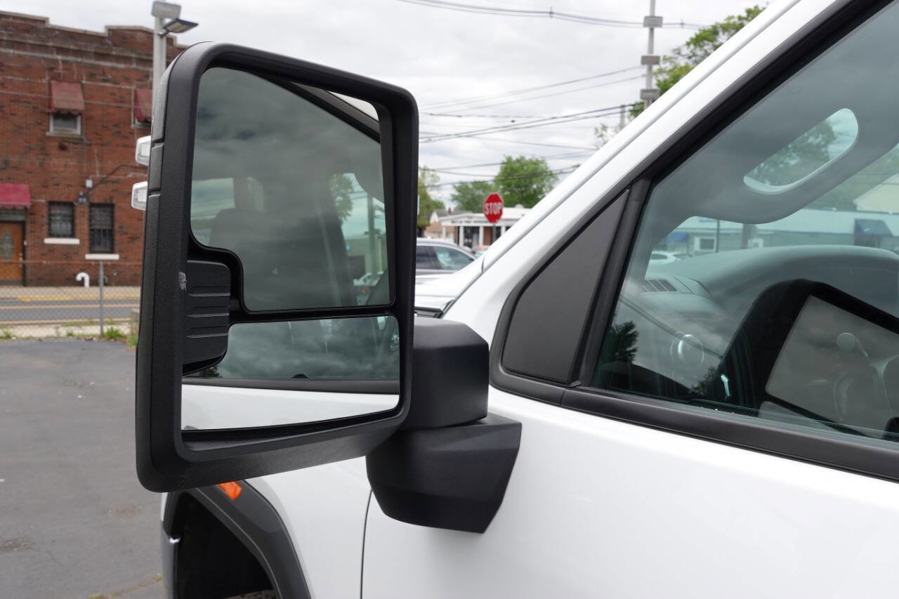 Used 2023 GMC Sierra 2500 Pro w/ Convenience Package AWD/4WD image 14