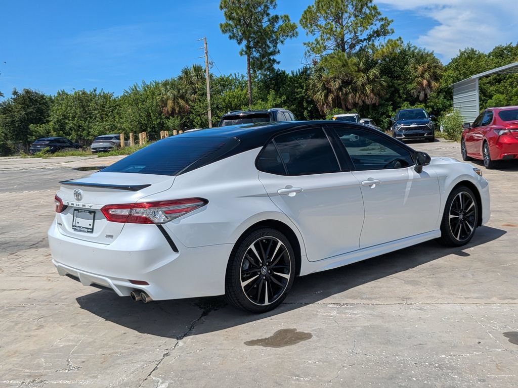 Used 2018 Toyota Camry XSE FWD image 8