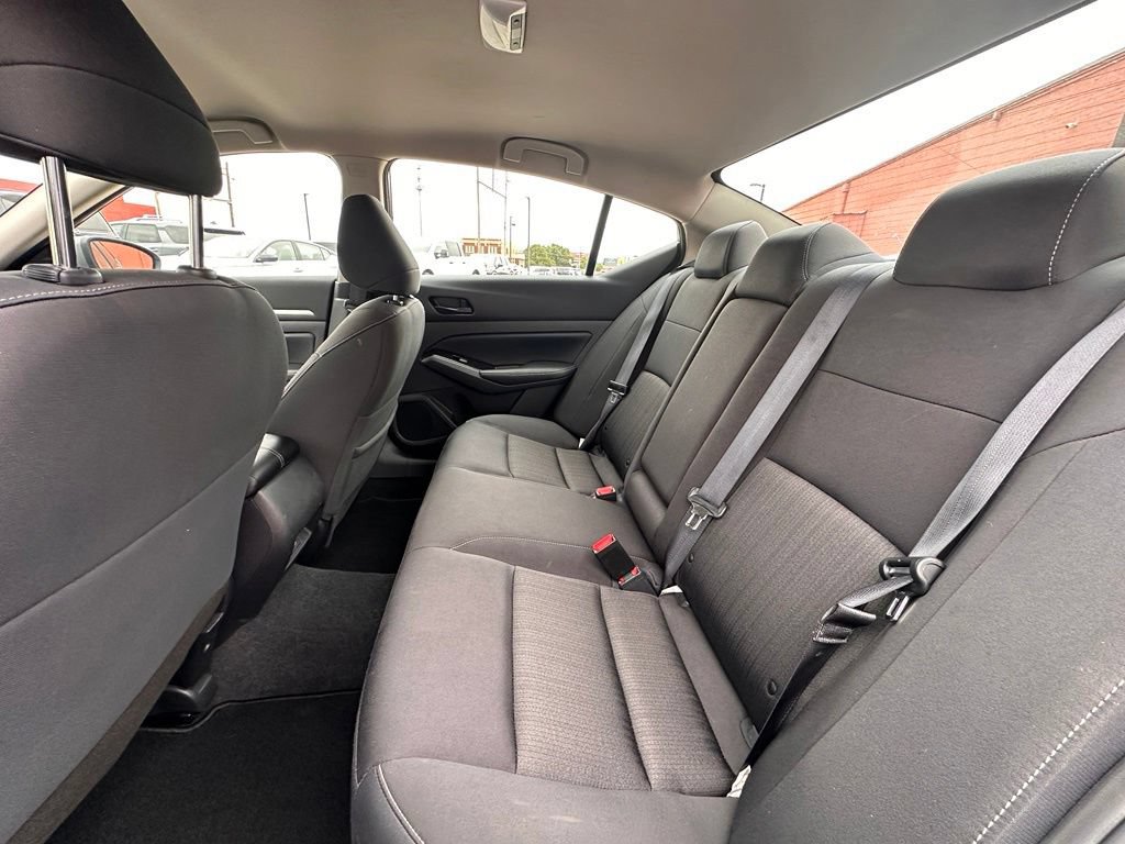 Certified 2023 Nissan Altima 2.5 SV FWD image 15