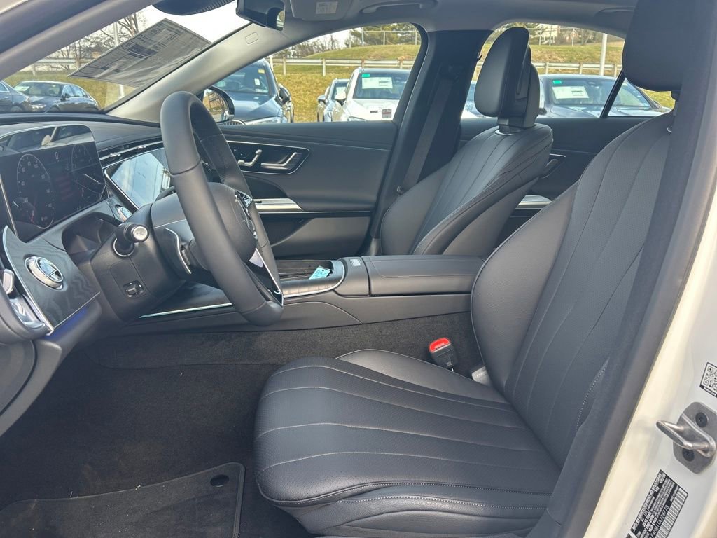New 2026 Mercedes-Benz E 350 4MATIC Sedan image 8