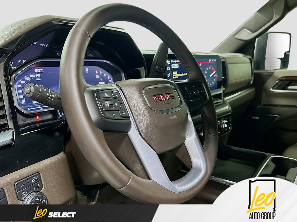 Used 2024 GMC Sierra 2500 SLT w/ SLT Premium Package image 11