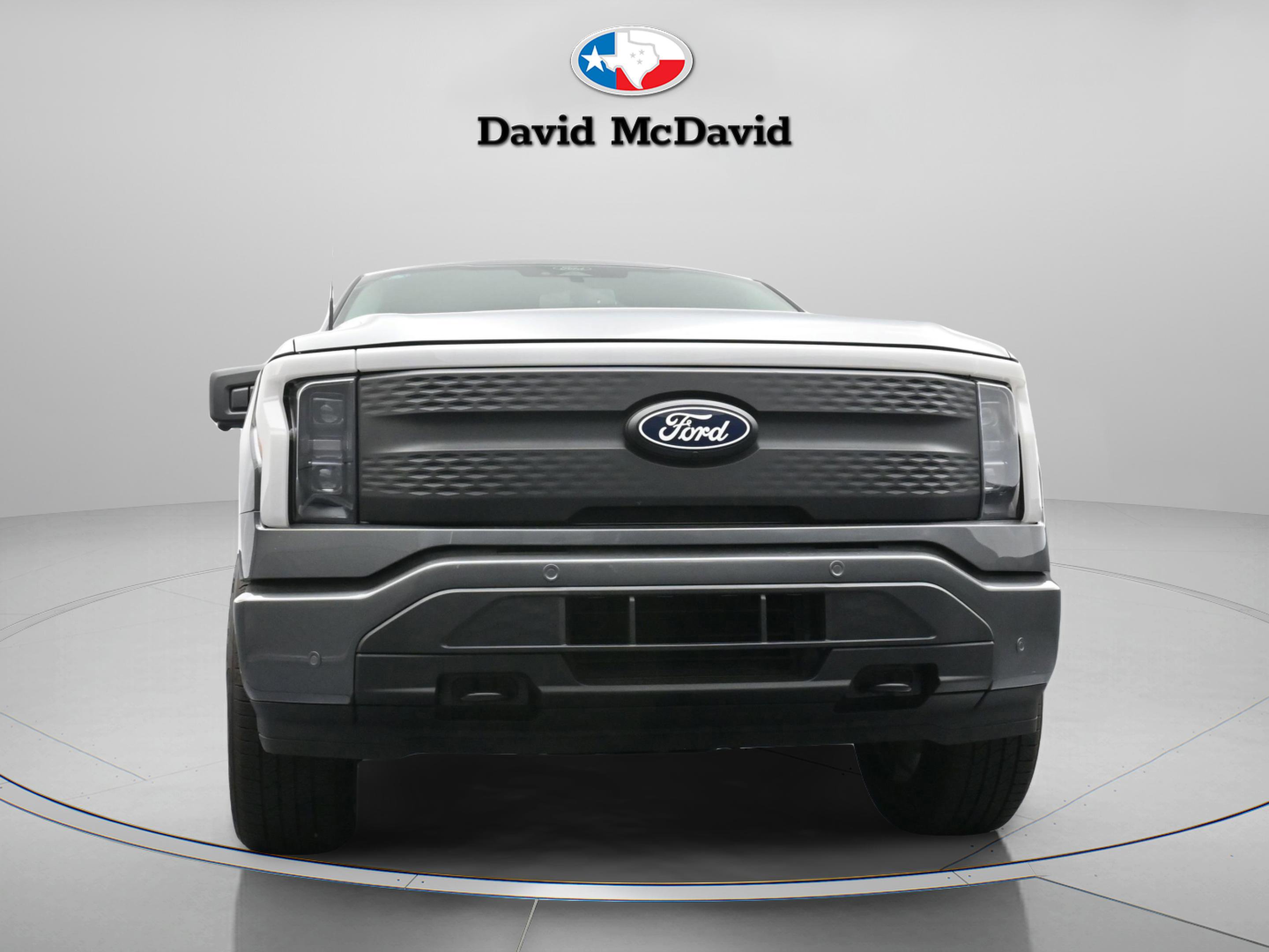 New 2025 Ford F150 Lightning Flash image 27