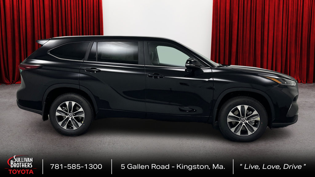 Certified 2024 Toyota Highlander XLE AWD/4WD image 4