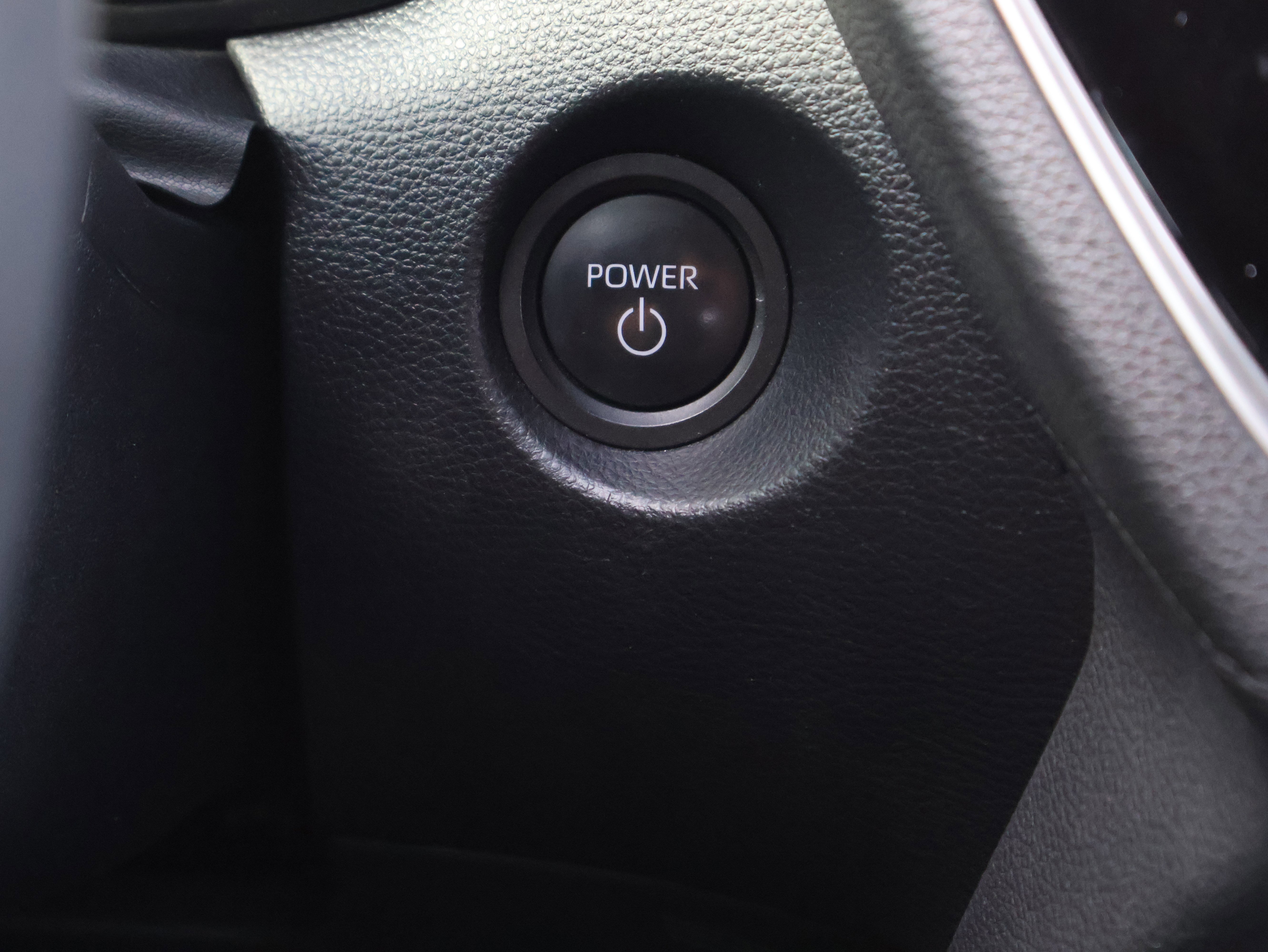 Used 2024 Toyota Corolla Cross SE AWD/4WD image 30