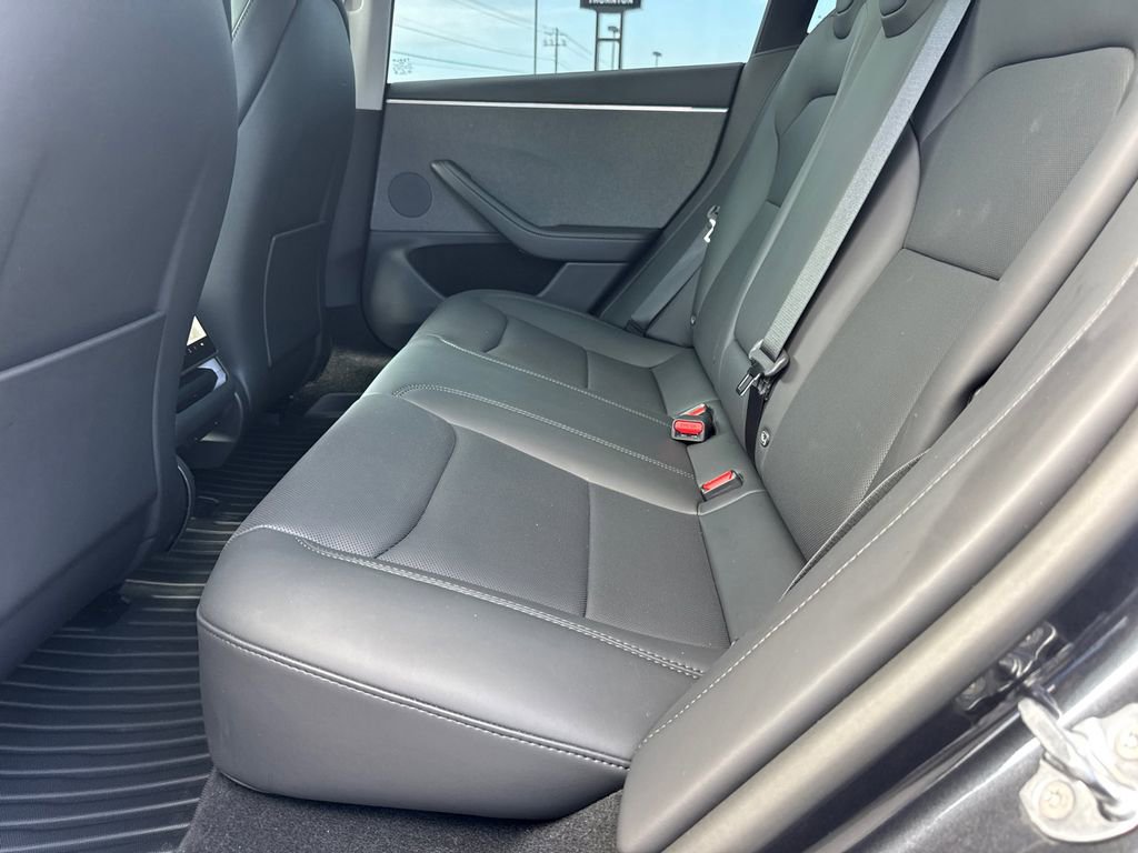 Used 2025 Tesla Model 3 Long Range image 22