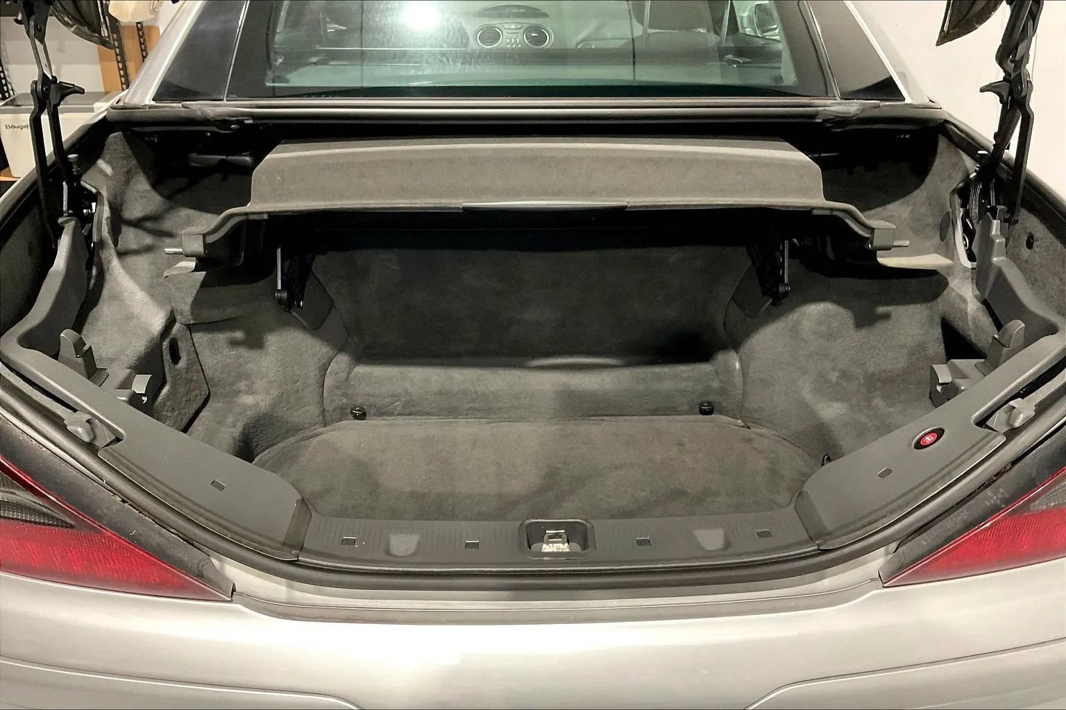 Used 2004 Mercedes-Benz SL 55 AMG image 38