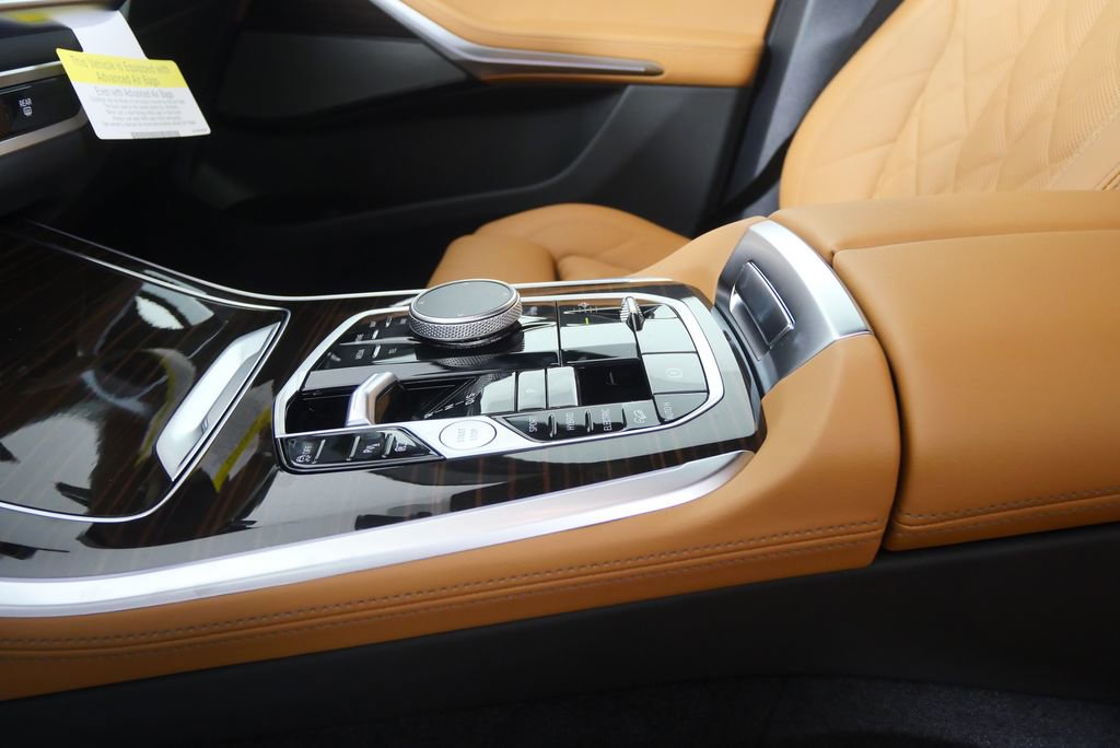 Certified 2026 BMW X5 xDrive50e w/ M Sport Package image 22