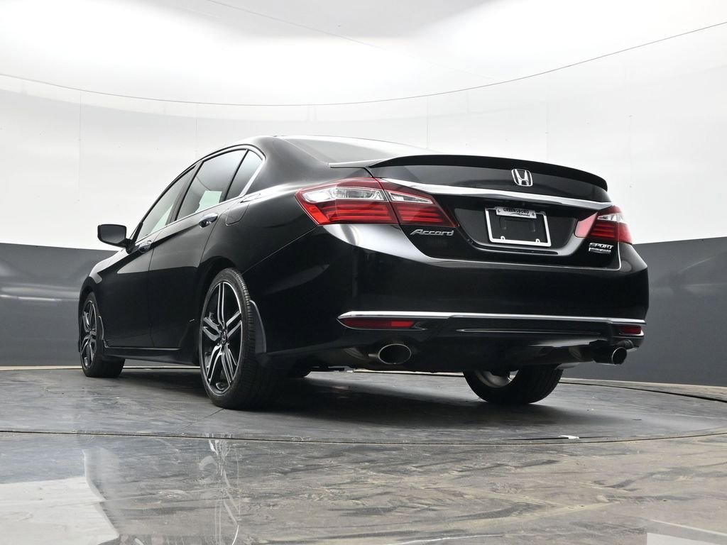 Used 2017 Honda Accord Sport Special Edition image 29