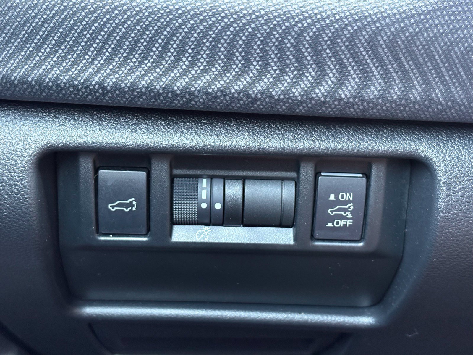 Certified 2025 Subaru Forester Premium w/ Convenience Package #2 AWD/4WD image 17