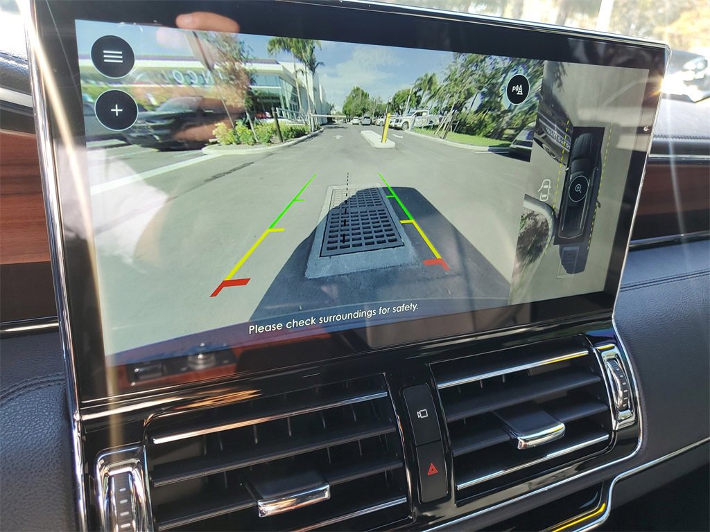 Certified 2024 Lincoln Navigator Reserve w/ Monochromatic Package image 27