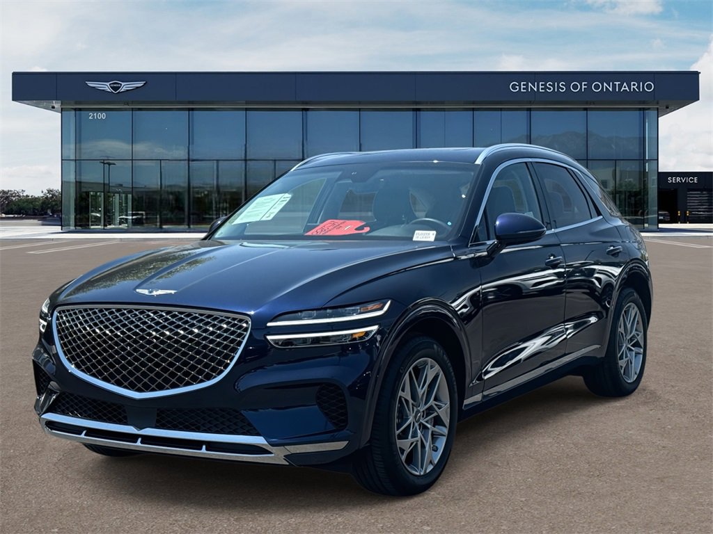 Used 2025 Genesis GV70 2.5T Select w/ Select Package image 3