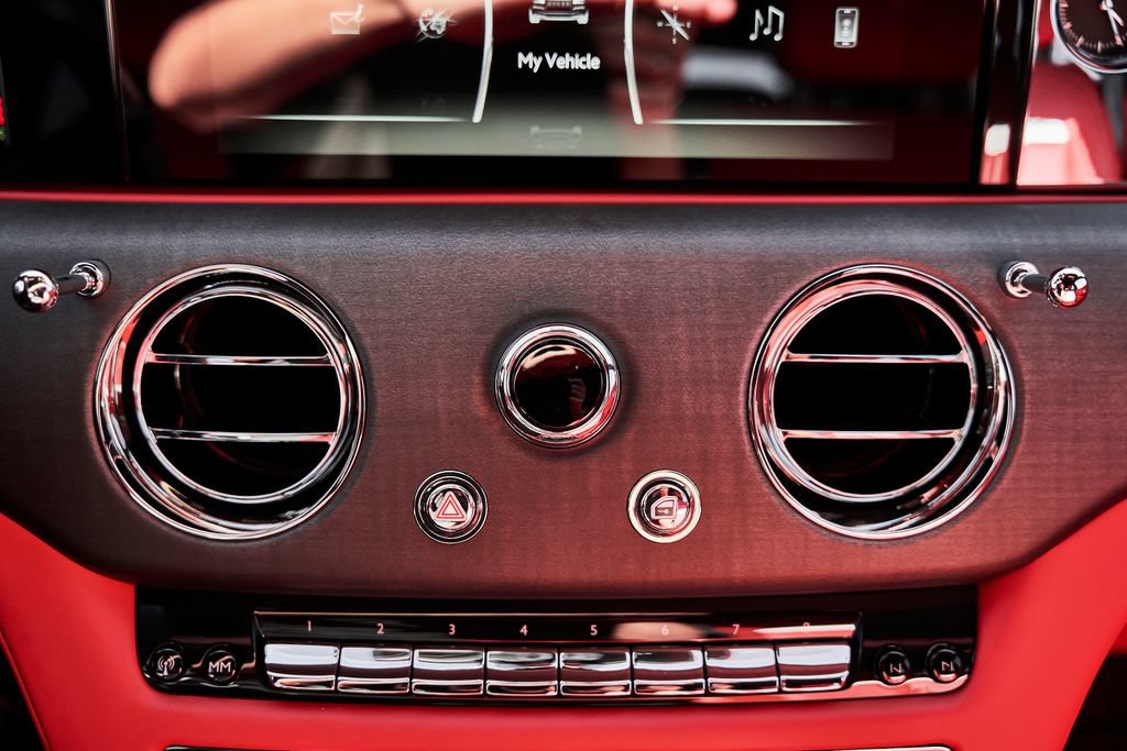 Used 2024 Rolls-Royce Ghost AWD/4WD image 70