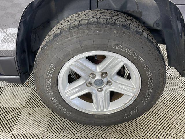 Used 2017 Jeep Patriot Sport w/ Power Value Group AWD/4WD image 18