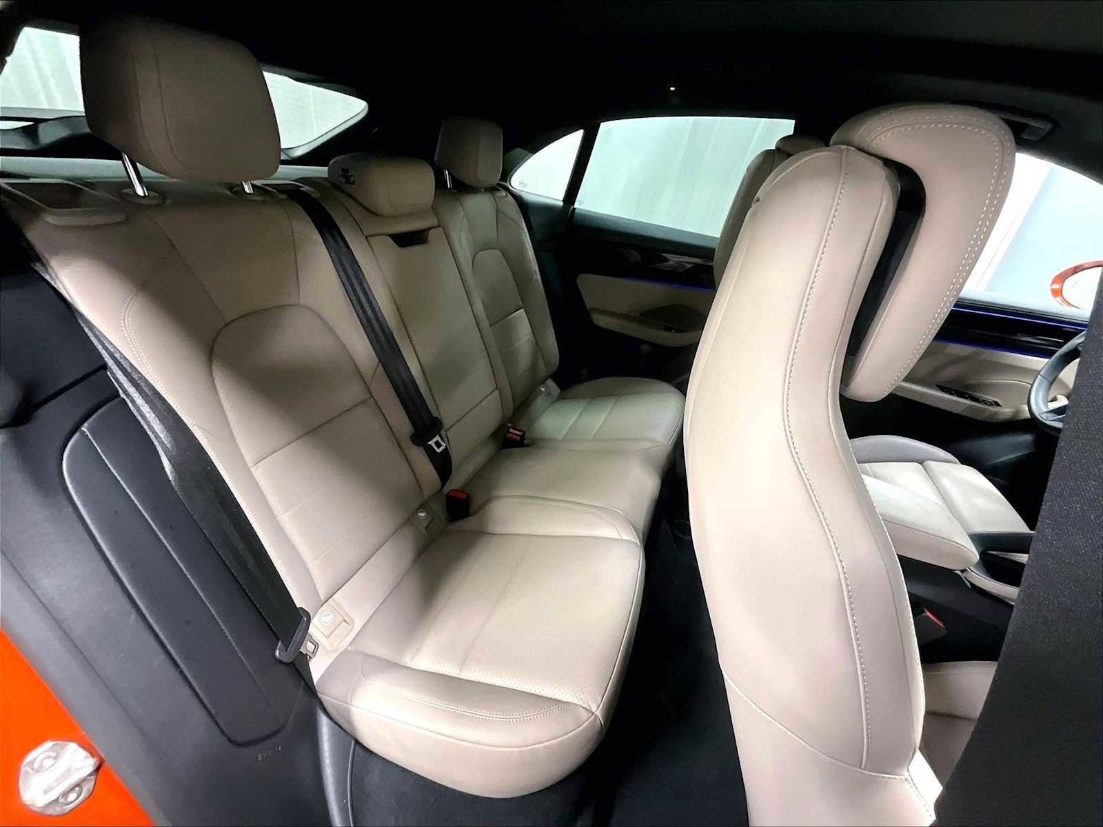 Used 2025 Porsche Macan Electric image 32