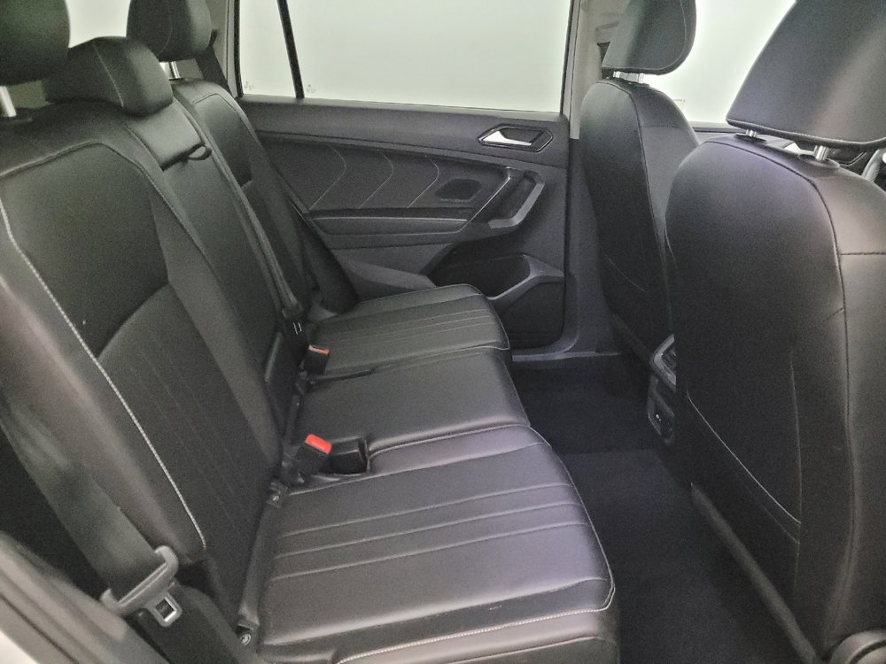 Used 2022 Volkswagen Tiguan SE image 19