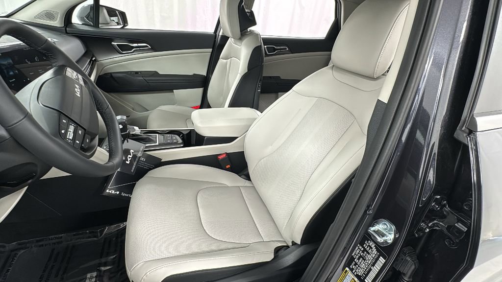 New 2026 Kia Sportage EX image 10