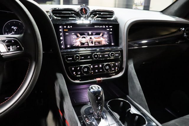 Used 2021 Bentley Bentayga Speed AWD/4WD image 46