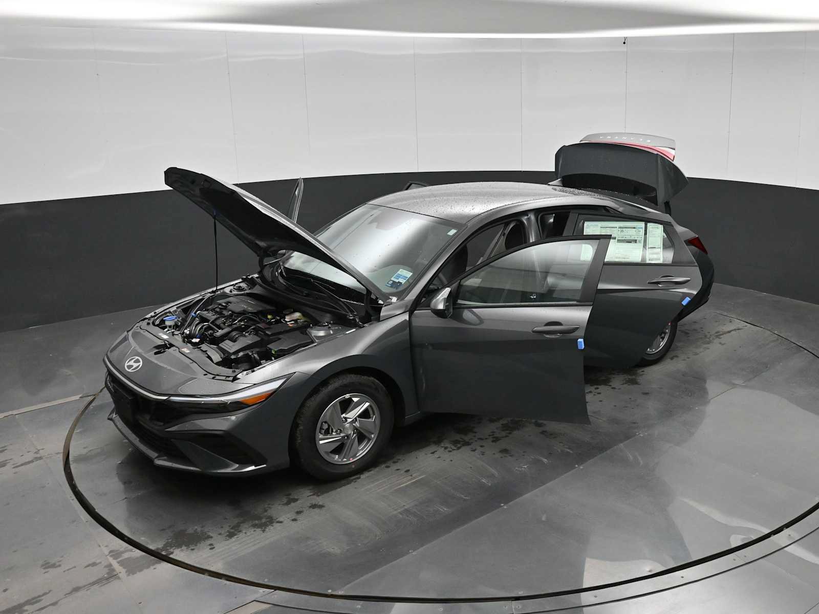 New 2026 Hyundai Elantra SE FWD image 40