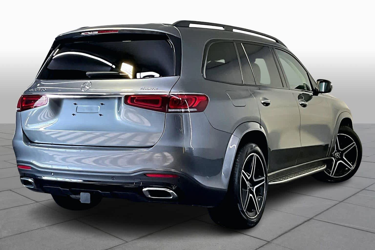 Used 2023 Mercedes-Benz GLS 450 4MATIC image 13